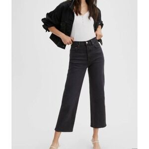 Levi's Ribcage Straight Ankle Jeans Womens Size 31 Button Fly Black Denim